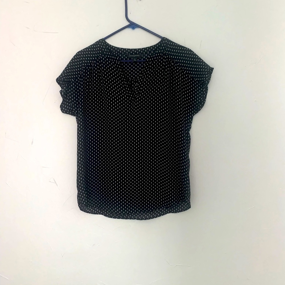 Banana Republic Women’s short sleeve work top.
